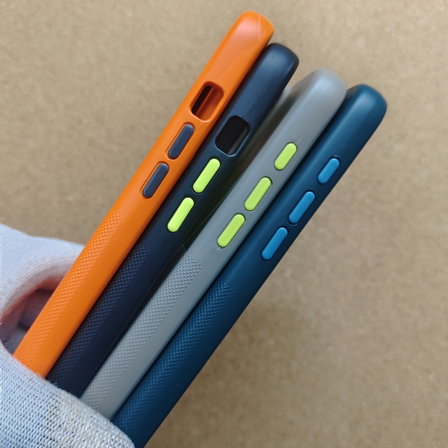 iPhone 15 & 15 Pro & 15 Pro Max Premium Silicon Dotted Magsafe Back Cover With Cloth Inside - Image 5