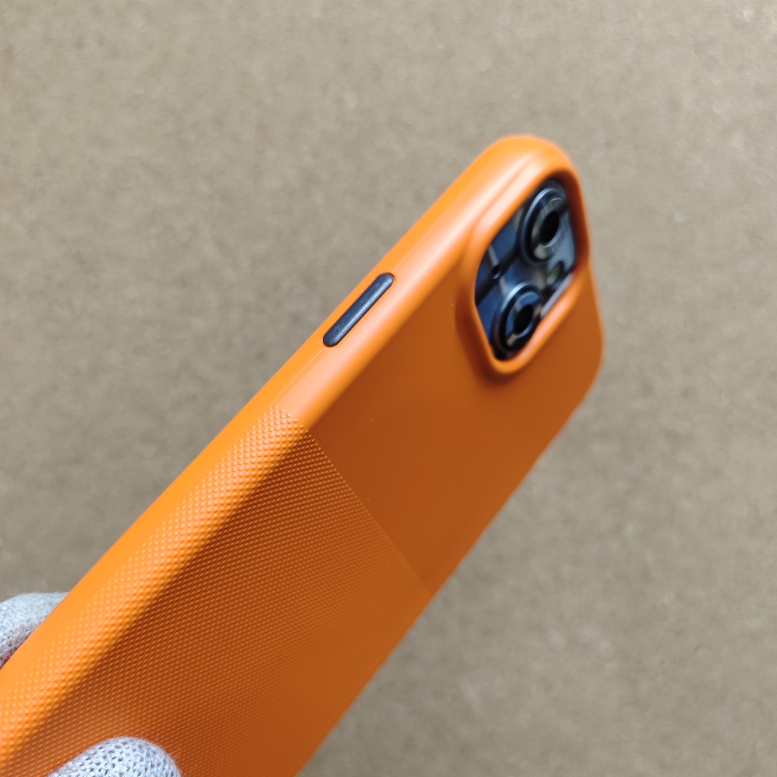 iPhone 15 & 15 Pro & 15 Pro Max Premium Silicon Dotted Magsafe Back Cover With Cloth Inside - Image 11