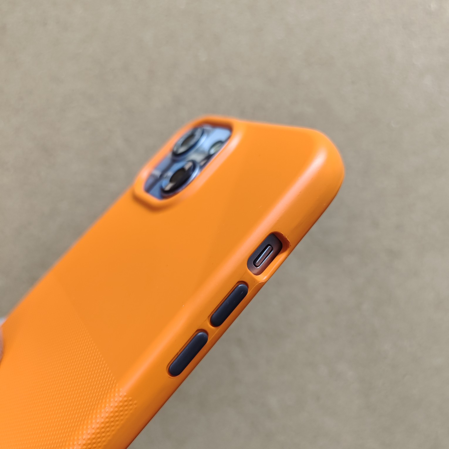 iPhone 15 & 15 Pro & 15 Pro Max Premium Silicon Dotted Magsafe Back Cover With Cloth Inside - Image 13