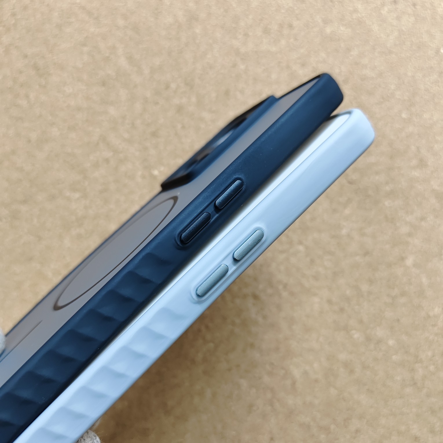 Oneplus 10R Premium Silicon Back Cover No Magsafe - Image 5