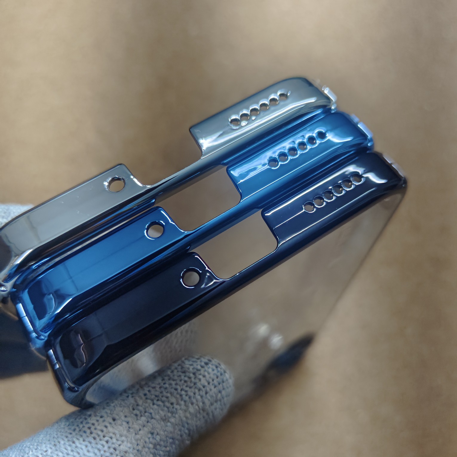 Poco F7 Stylish Transparent Chrome PC Hard Back Cover With Glitter Dollar Stand - Image 4