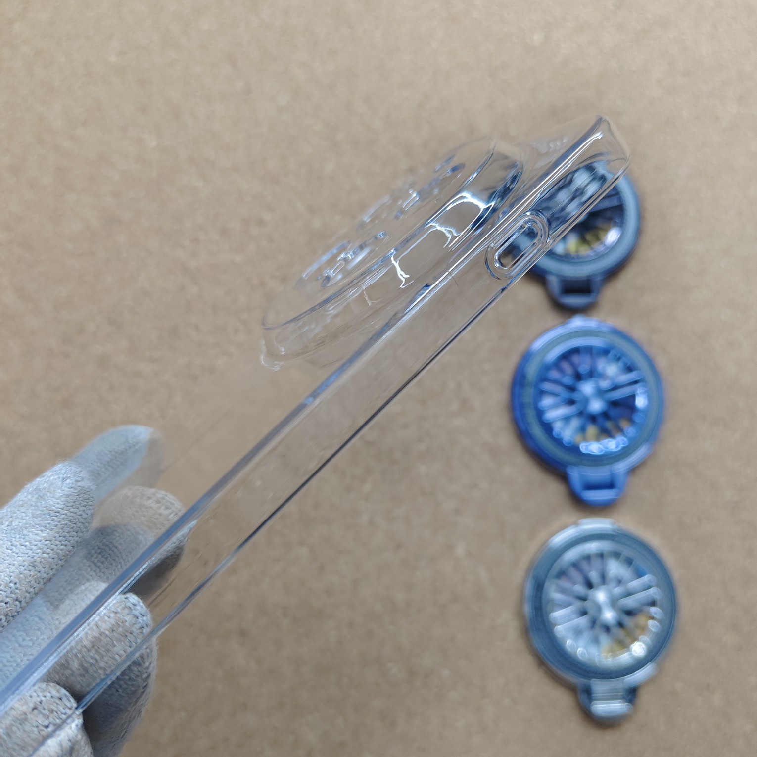 Vivo X300 Pro Transparent Crystal PC Hard Back Cover With Wheel Magsafe Stand - Image 5