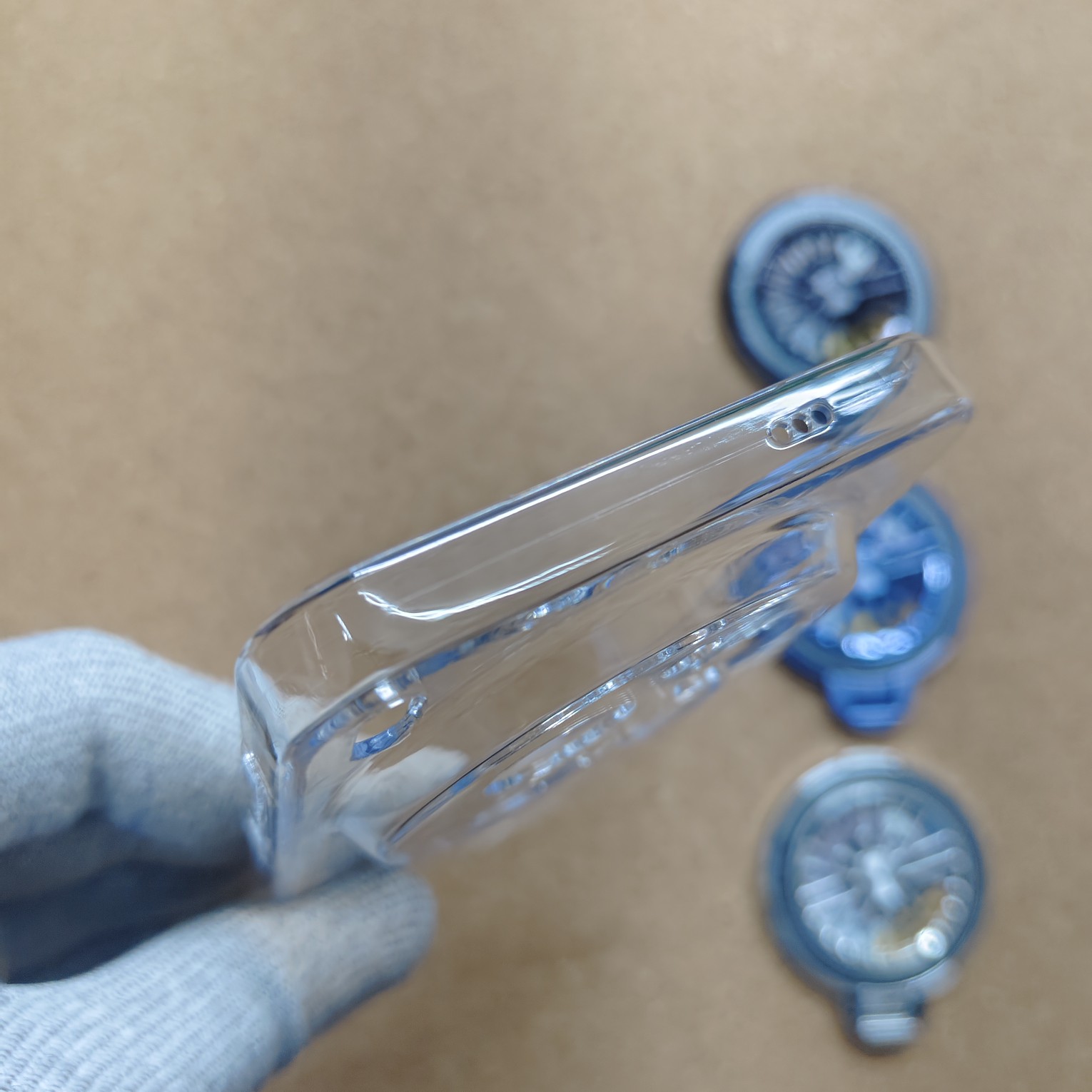 Vivo X300 Pro Transparent Crystal PC Hard Back Cover With Wheel Magsafe Stand - Image 6