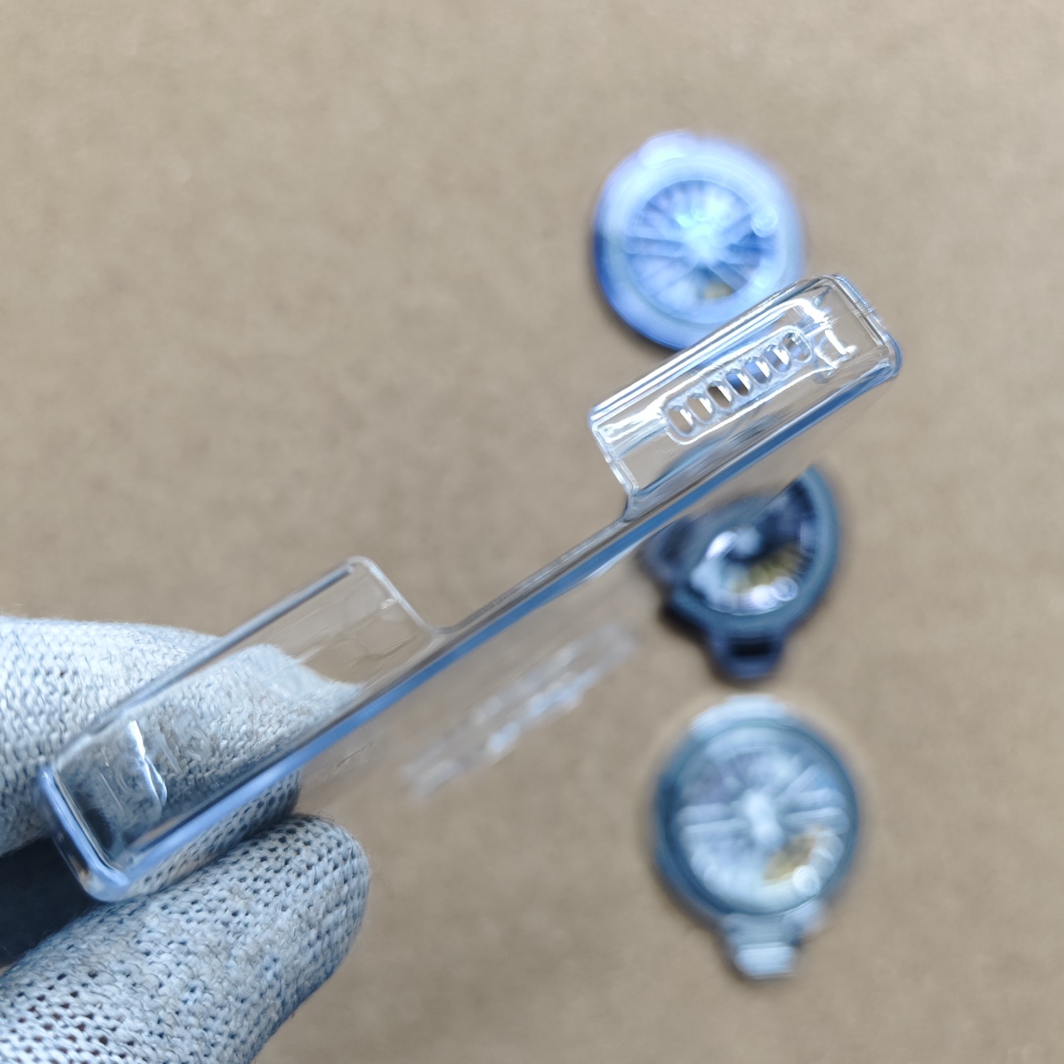 iQOO 15 Transparent Crystal PC Hard Back Cover With Wheel Magsafe Stand - Image 4