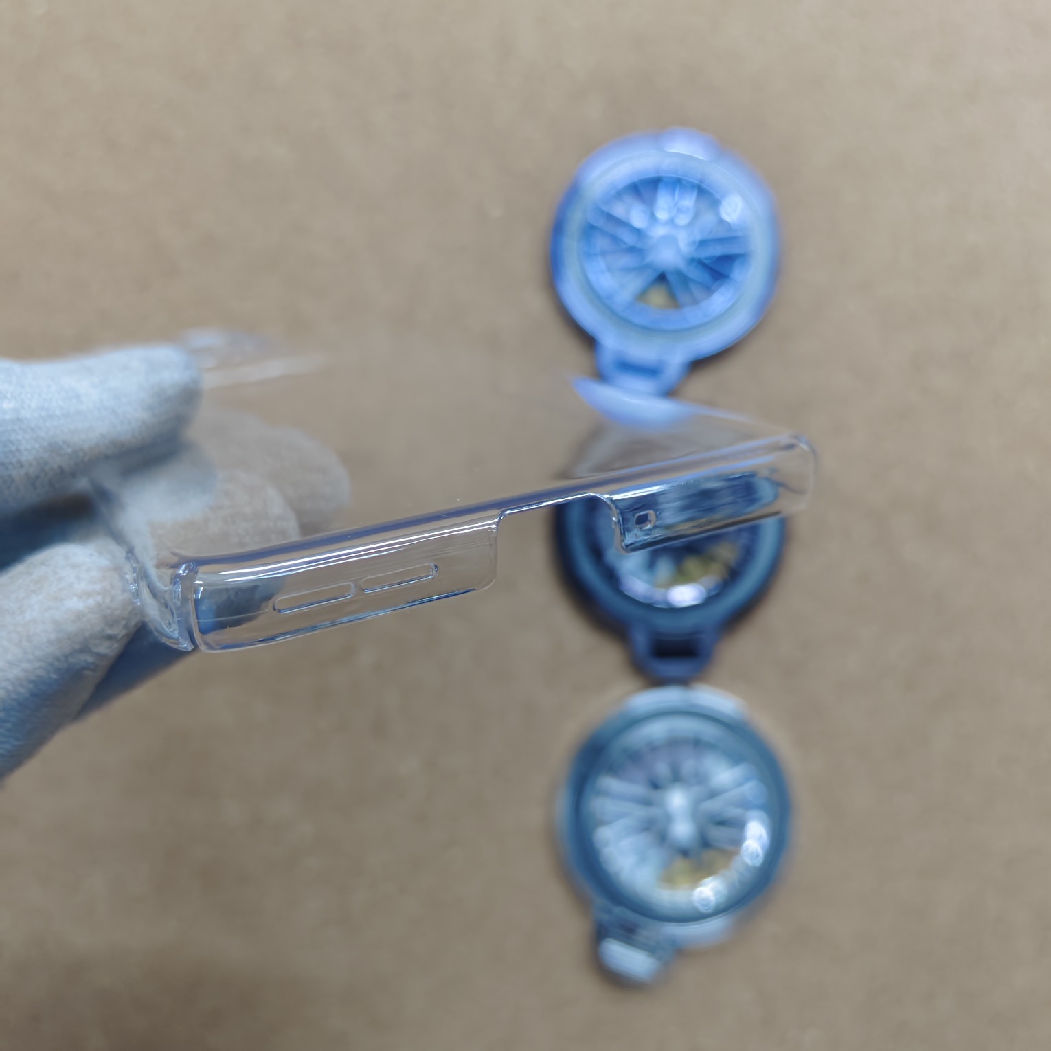 Motorola Edge 70 Transparent Crystal PC Hard Back Cover With Wheel Magsafe Stand - Image 4