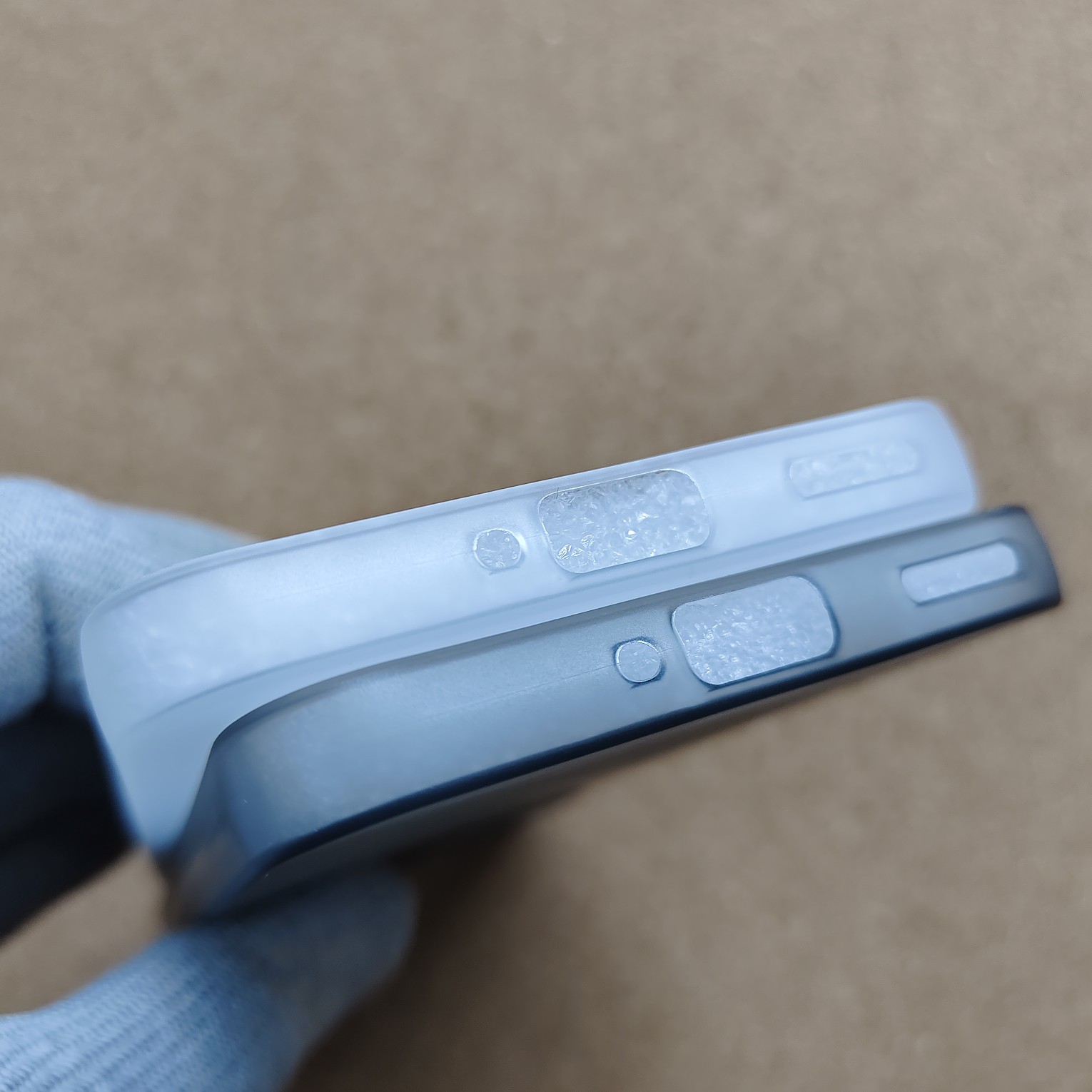 Oppo Reno 15 Paper Silicon Shadow Back Cover No Magsafe - Image 4