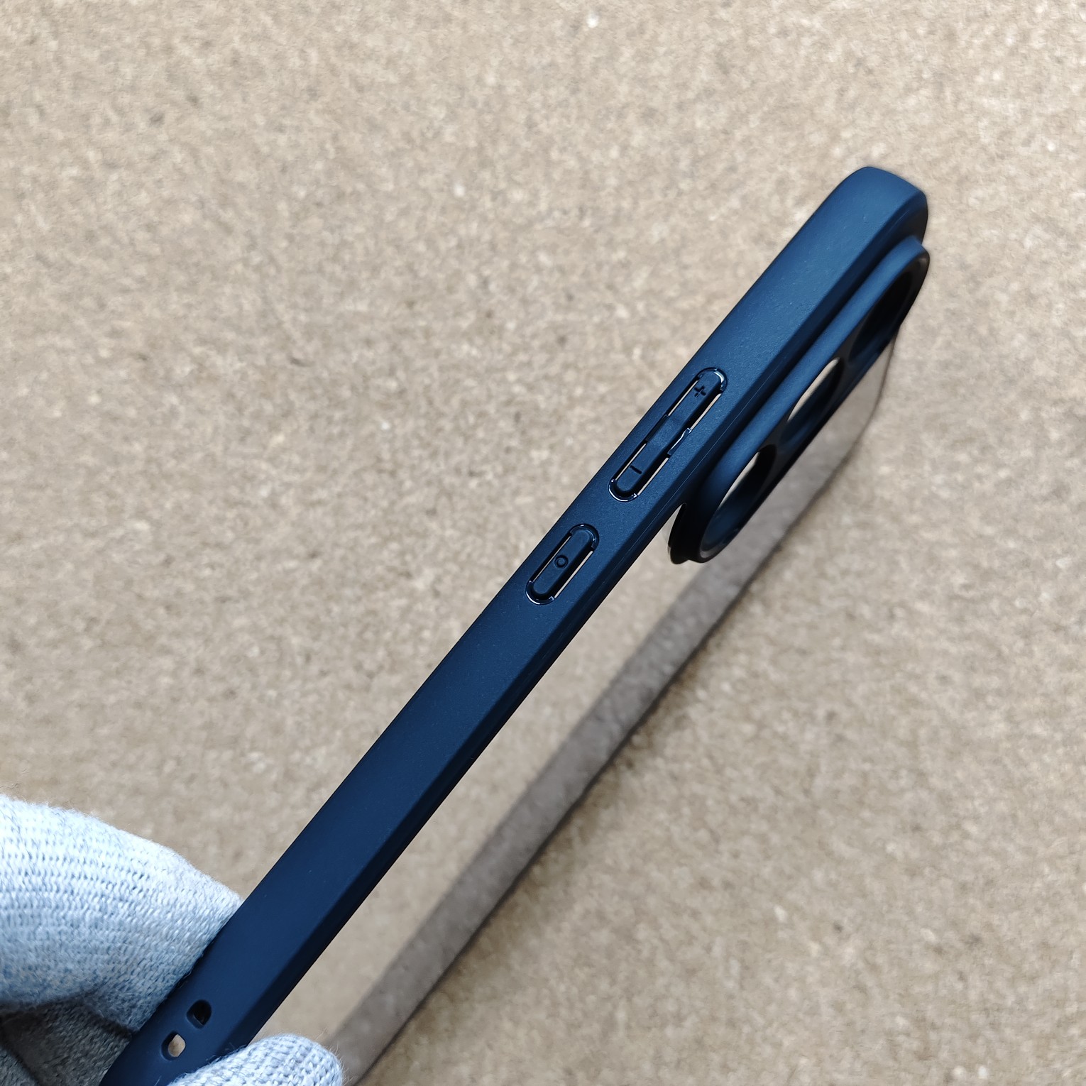 Vivo V70 FE Premium Transparent Doyers Back Cover - Image 3