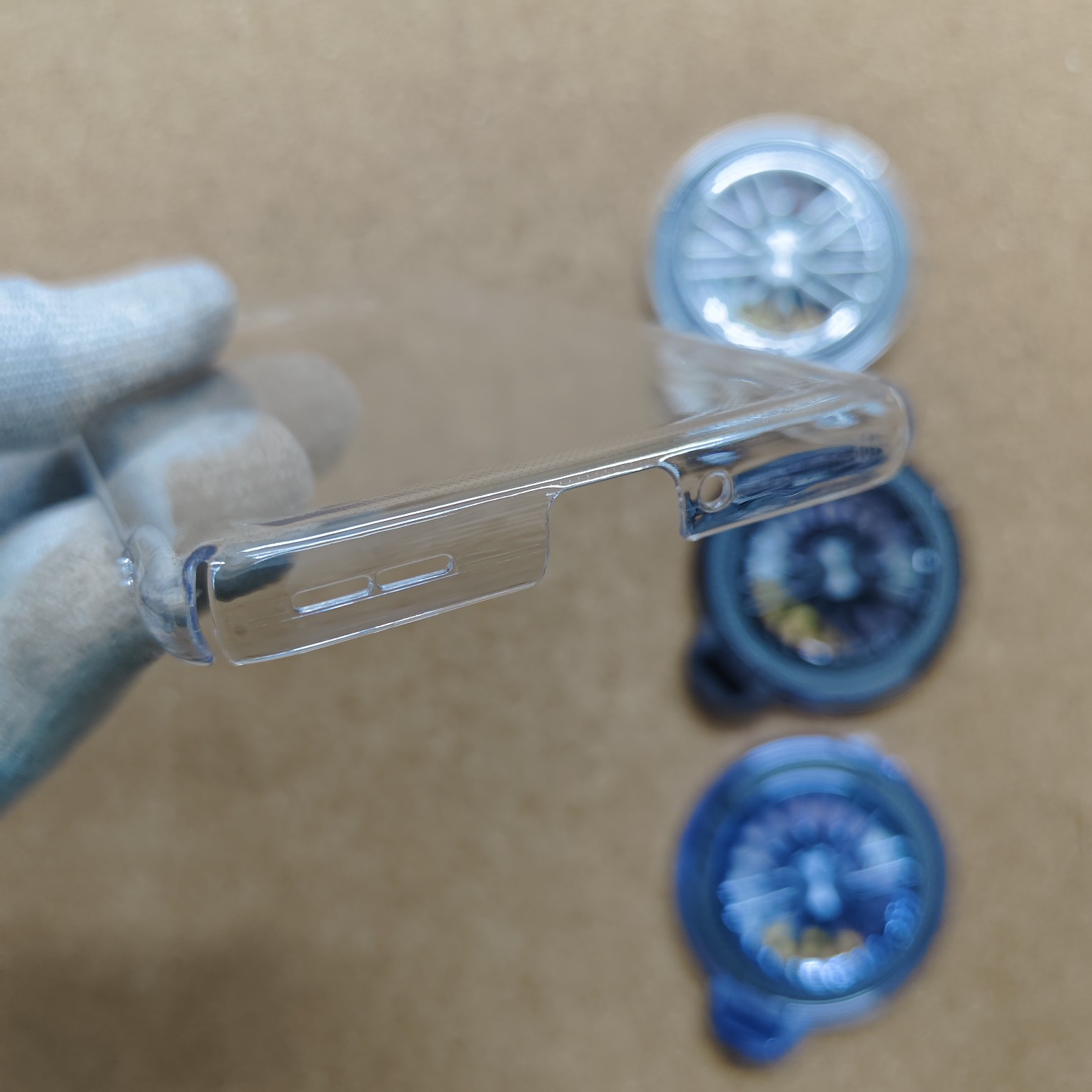 Oneplus 9R Transparent Crystal PC Hard Back Cover With Wheel Magsafe Stand - Image 4