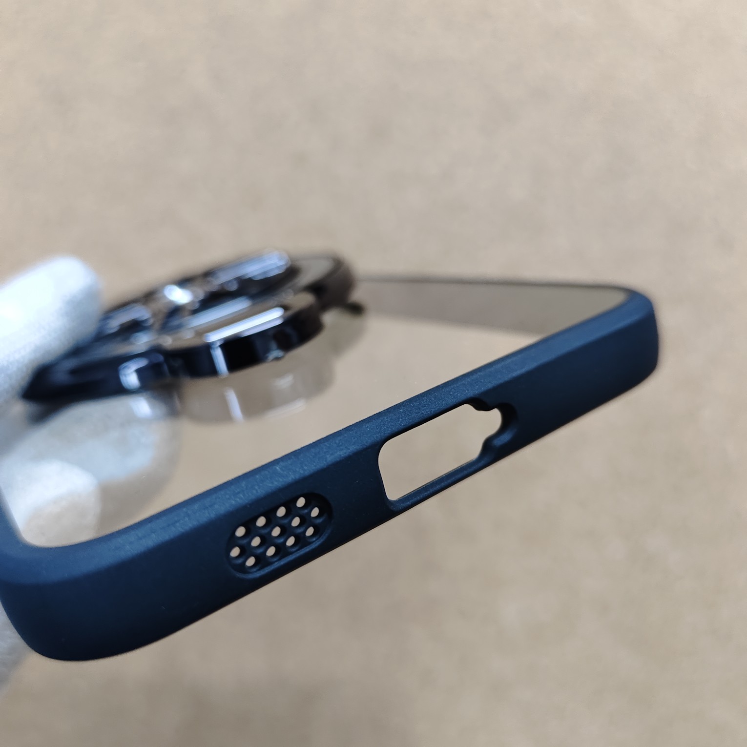 Samsung Galaxy A57 Premium Transparent Doyers Back Cover Magsafe Wheel - Image 4