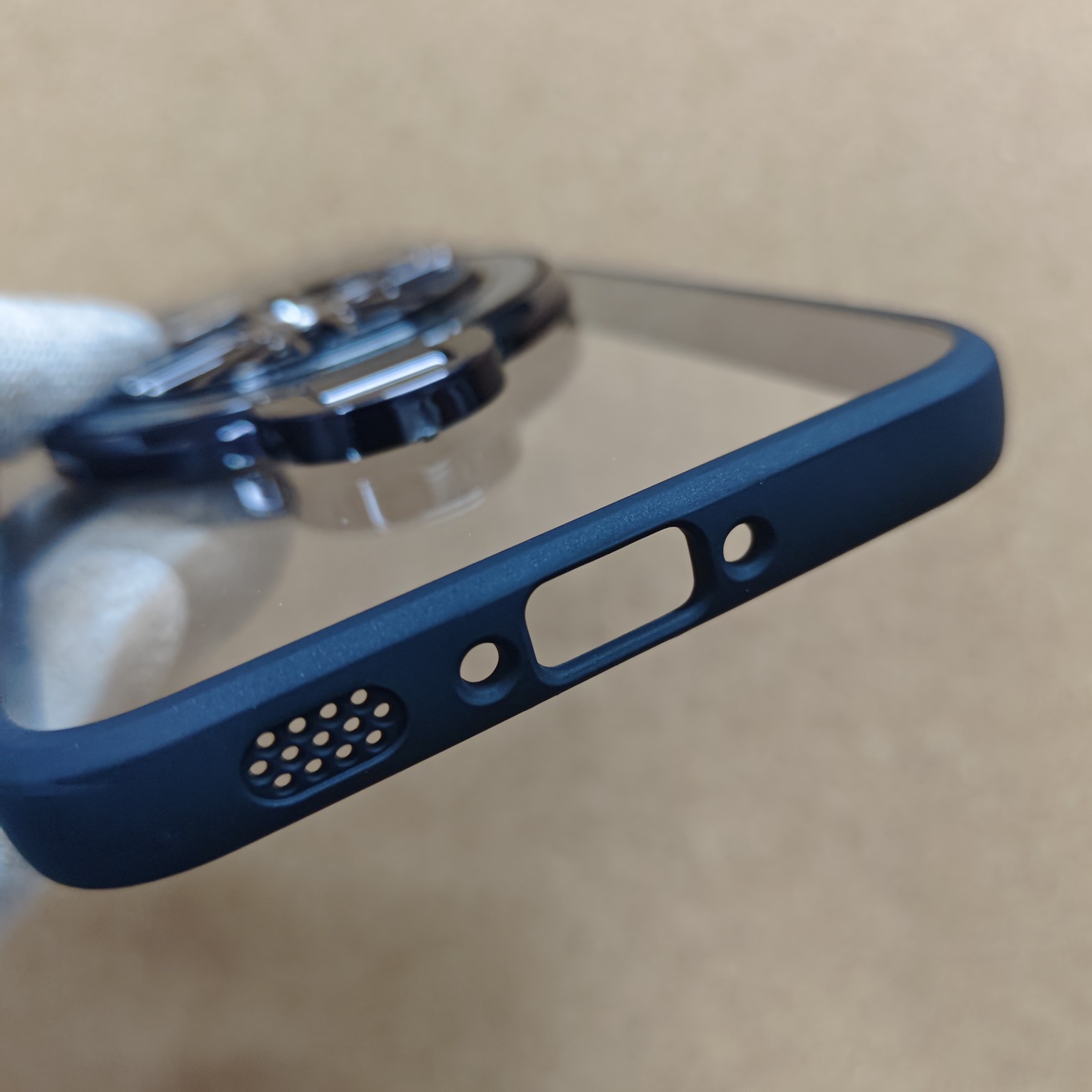 Samsung Galaxy A37 Premium Transparent Doyers Back Cover Magsafe Wheel - Image 4