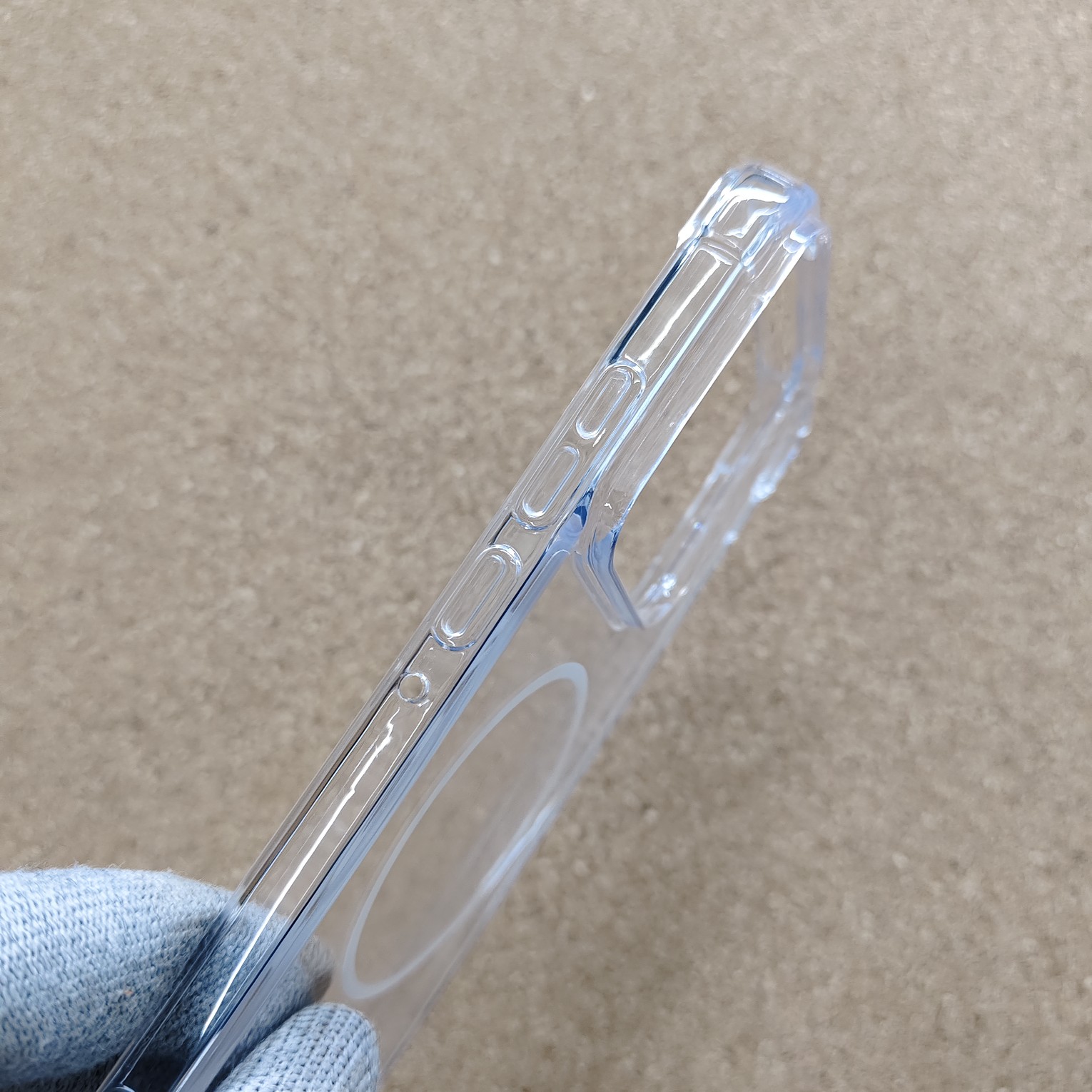 Motorola Edge 70 Shockproof Silicon Transparent Back Cover No Magsafe - Image 3