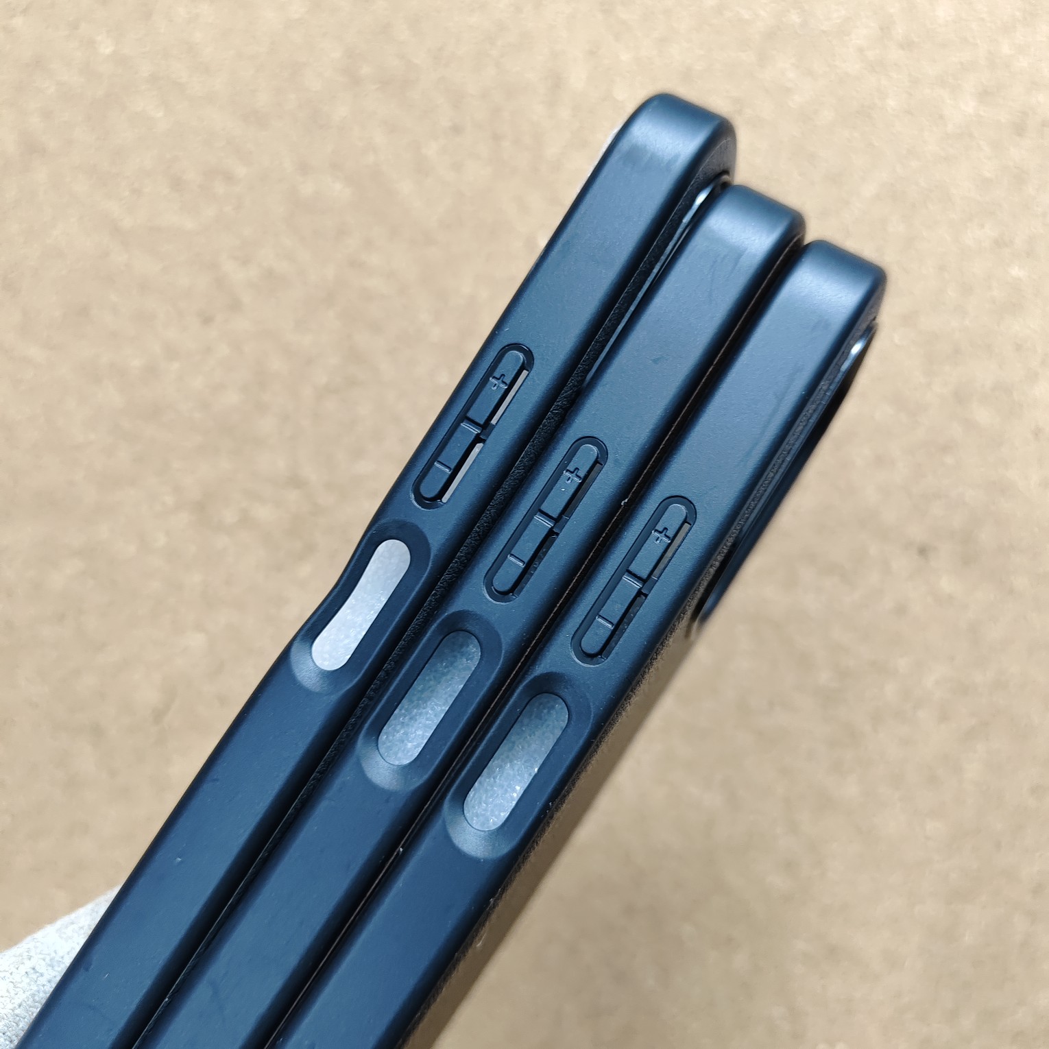 Vivo Y51 Pro & T5x & iQOO Z11x Premium Leather Finish Back Cover - Image 3