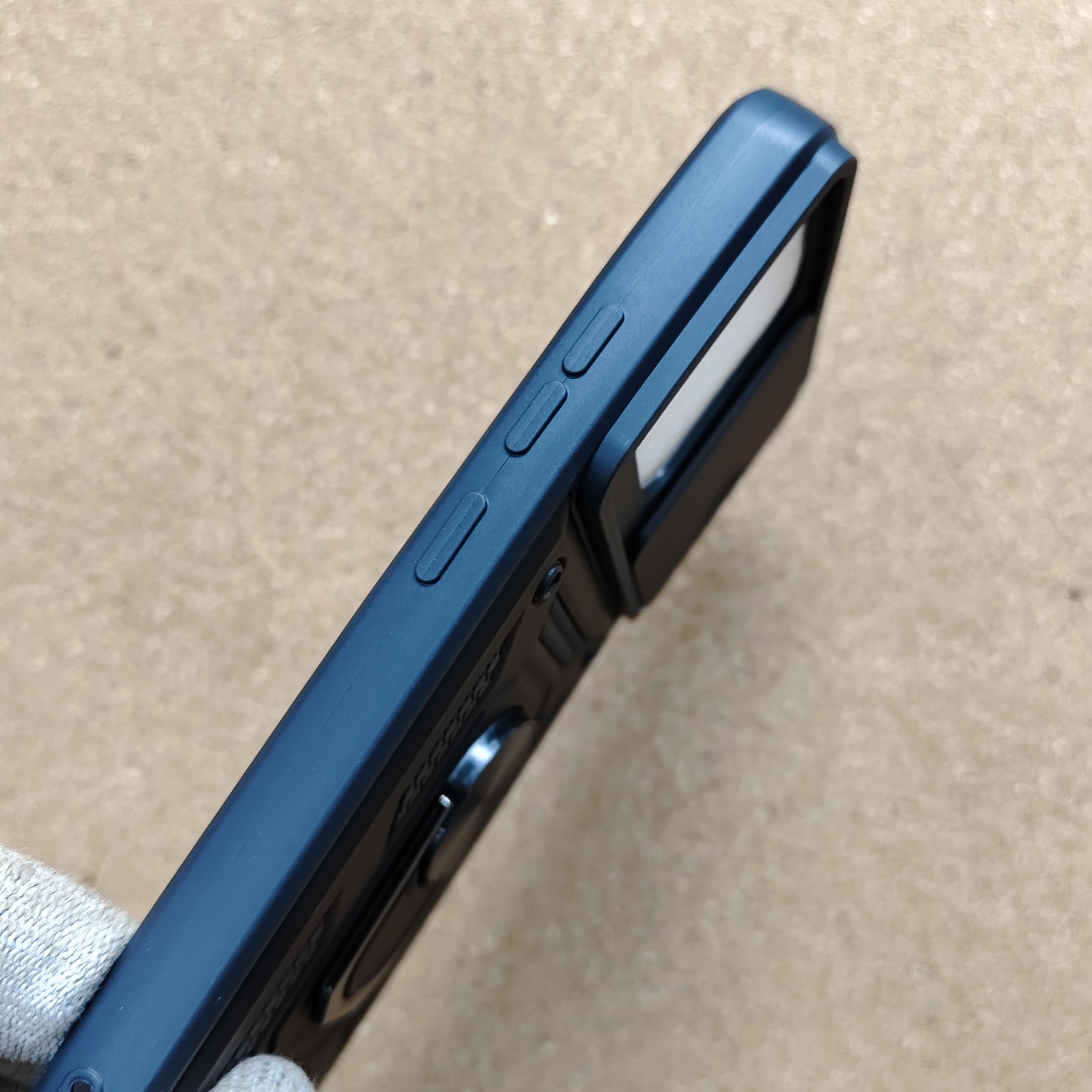 Oppo Reno 15 Shutter Armor Back Cover with ring holder - Image 4
