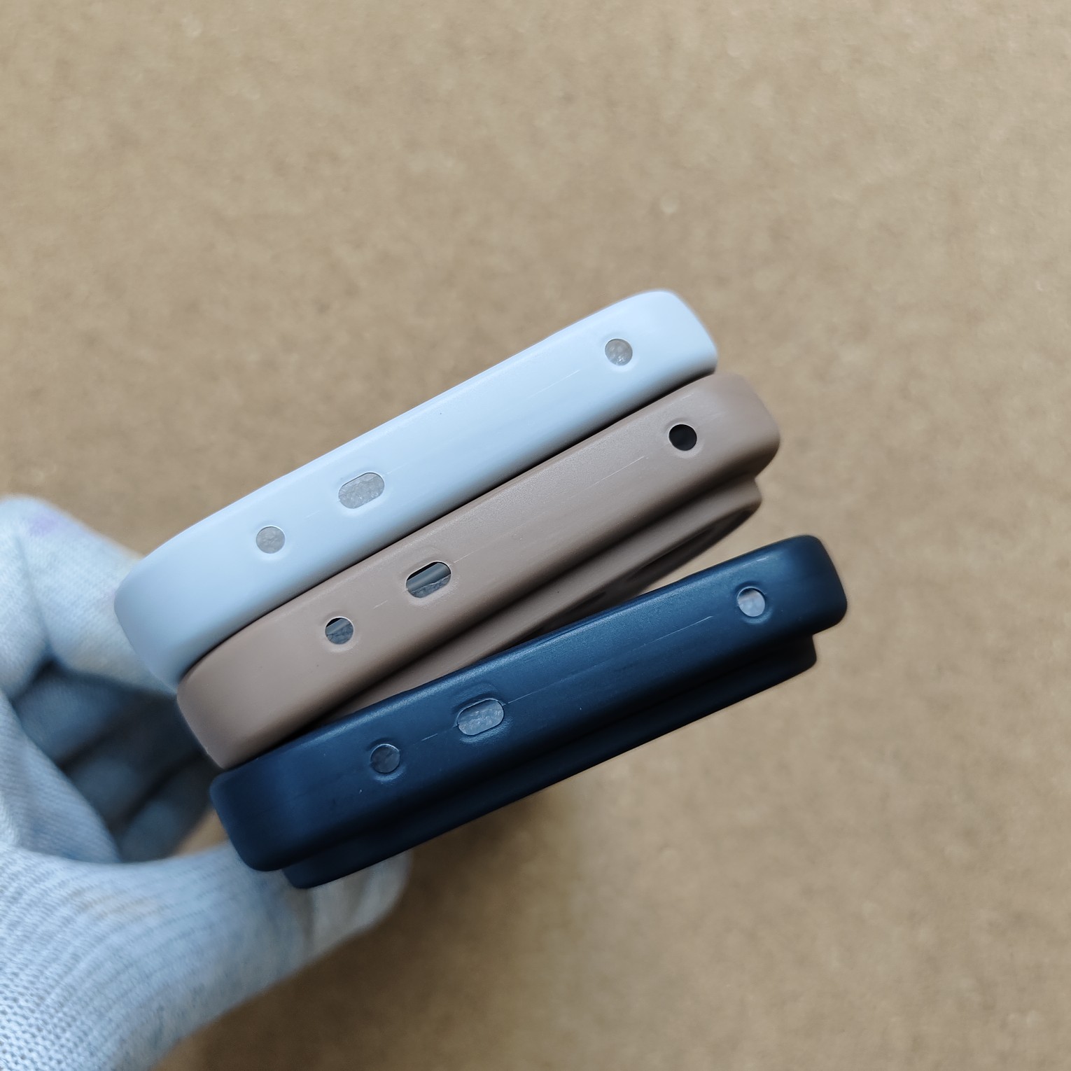 Vivo X300 FE Premium Silicon Dotted Back Cover With Cloth Inside - Image 5