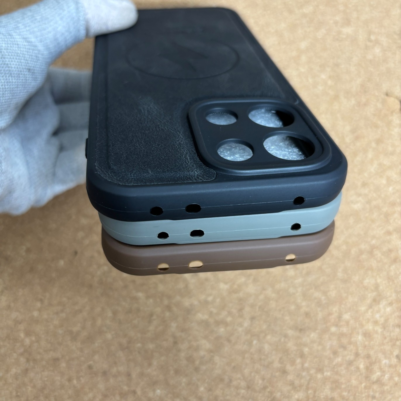 OnePlus Nord 6 Leather Back Cover with No Magsafe - Image 3