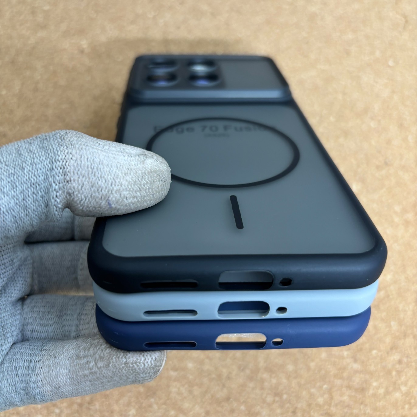 Moto Edge 70 Fusion Frosted Metal Button No Magsafe Back Cover - Image 5
