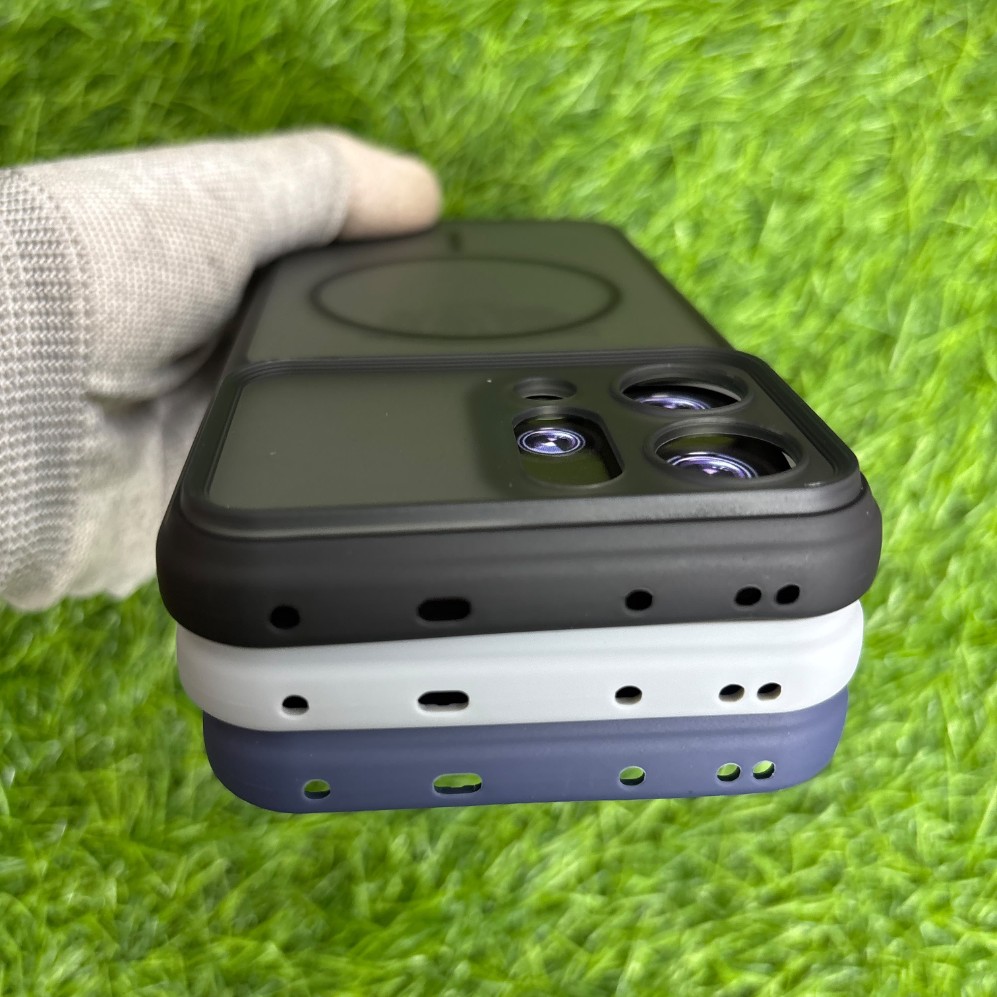 Oppo Reno 15 Frosted Metal Button No Magsafe Back Cover - Image 3