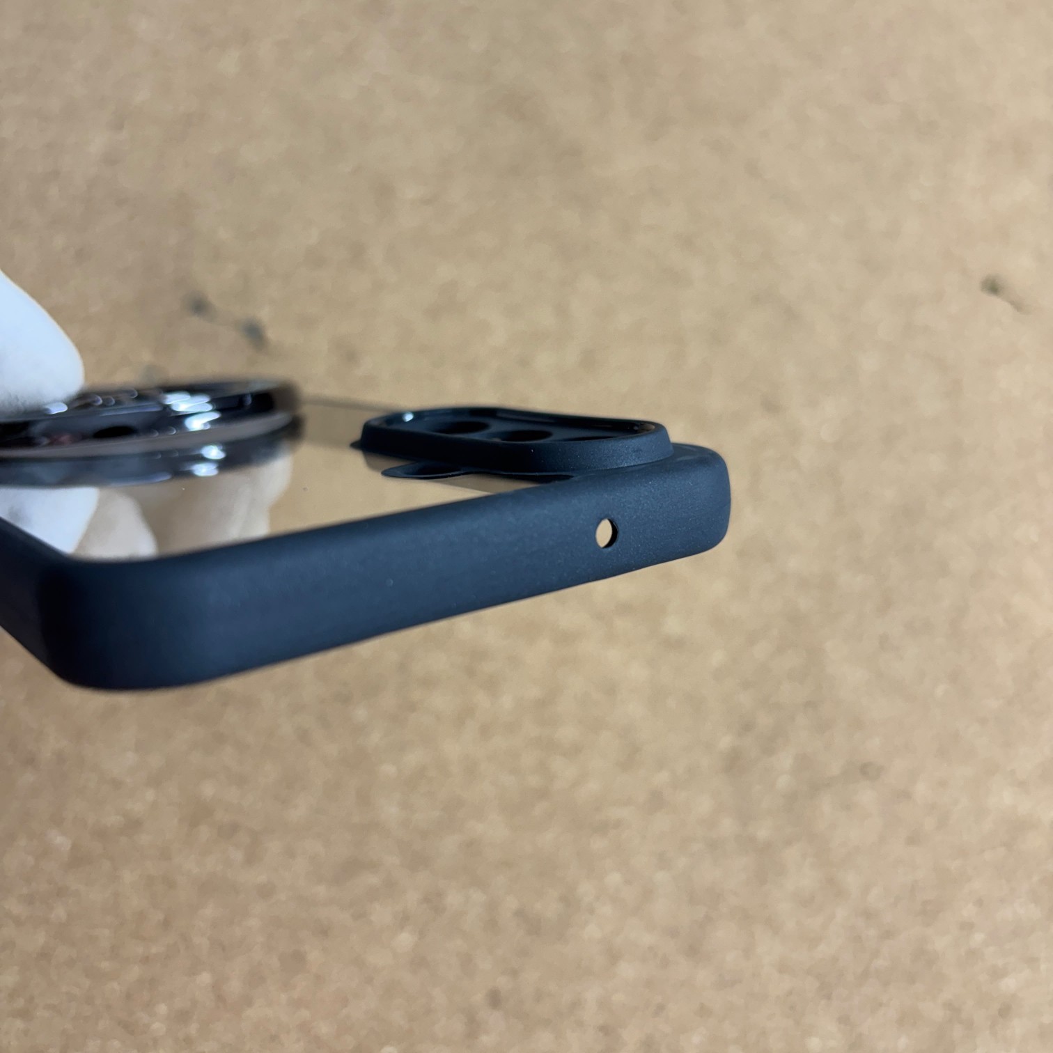 Samsung M47 & A27 Transparent Doyers Back Cover Magsafe Wheel Stand - Image 3