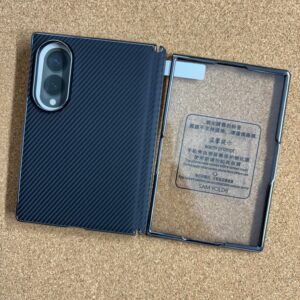 samsung fold z8