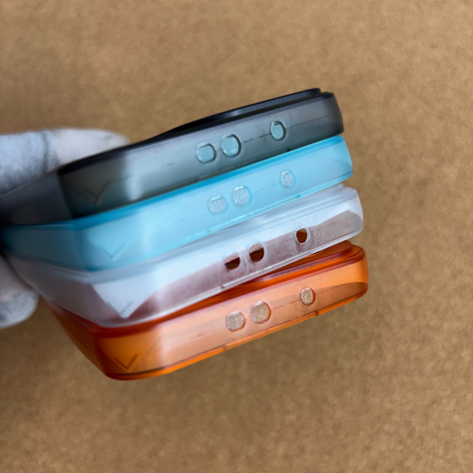 Oppo Reno 15 Pro Mini Paper Silicon Colourful Shadow Back Cover No Magsafe - Image 3