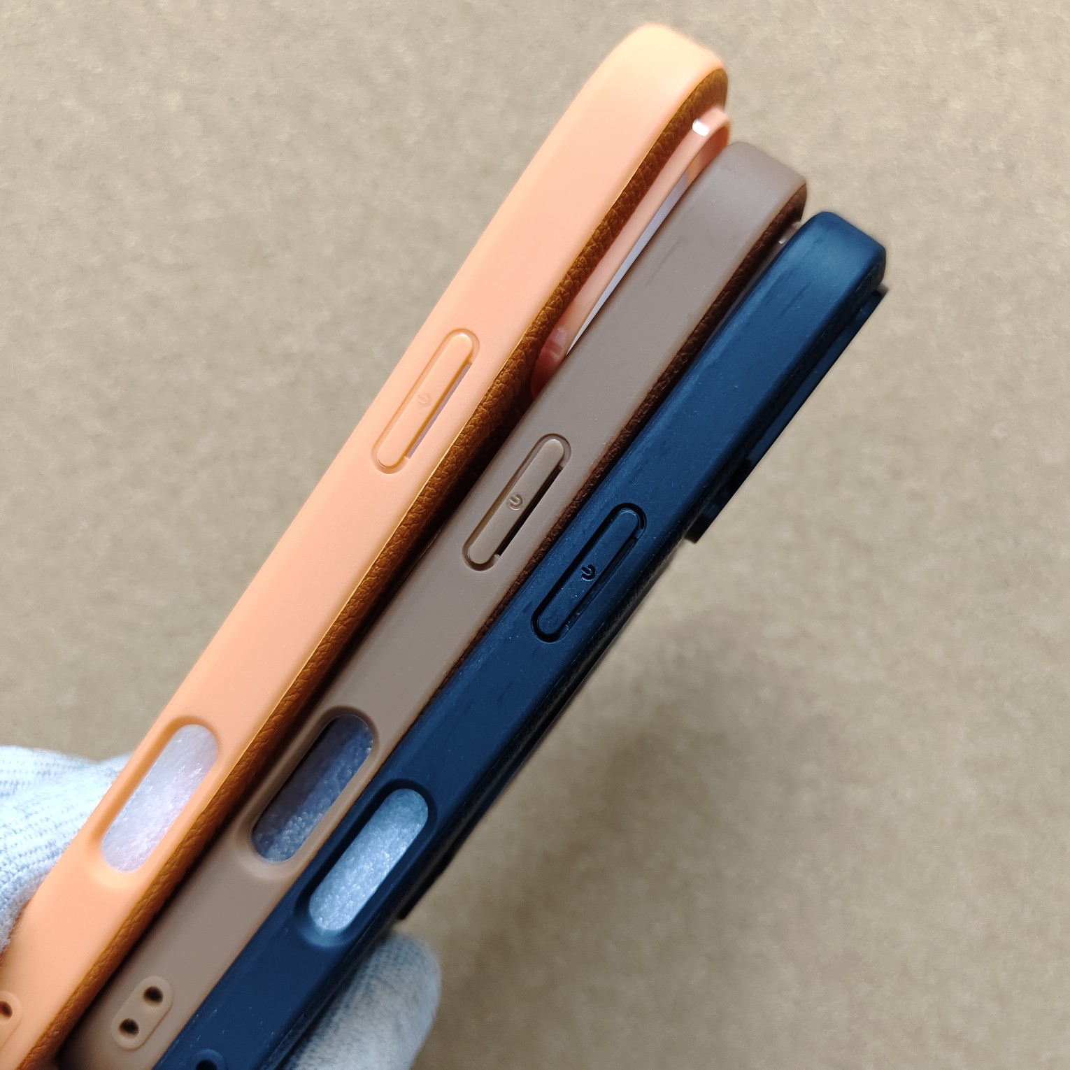 iPhone 17 & 17 Pro & 17 Pro Max Premium Designer Leather Rotating Magsafe Back Cover With Cloth Inside - Image 3