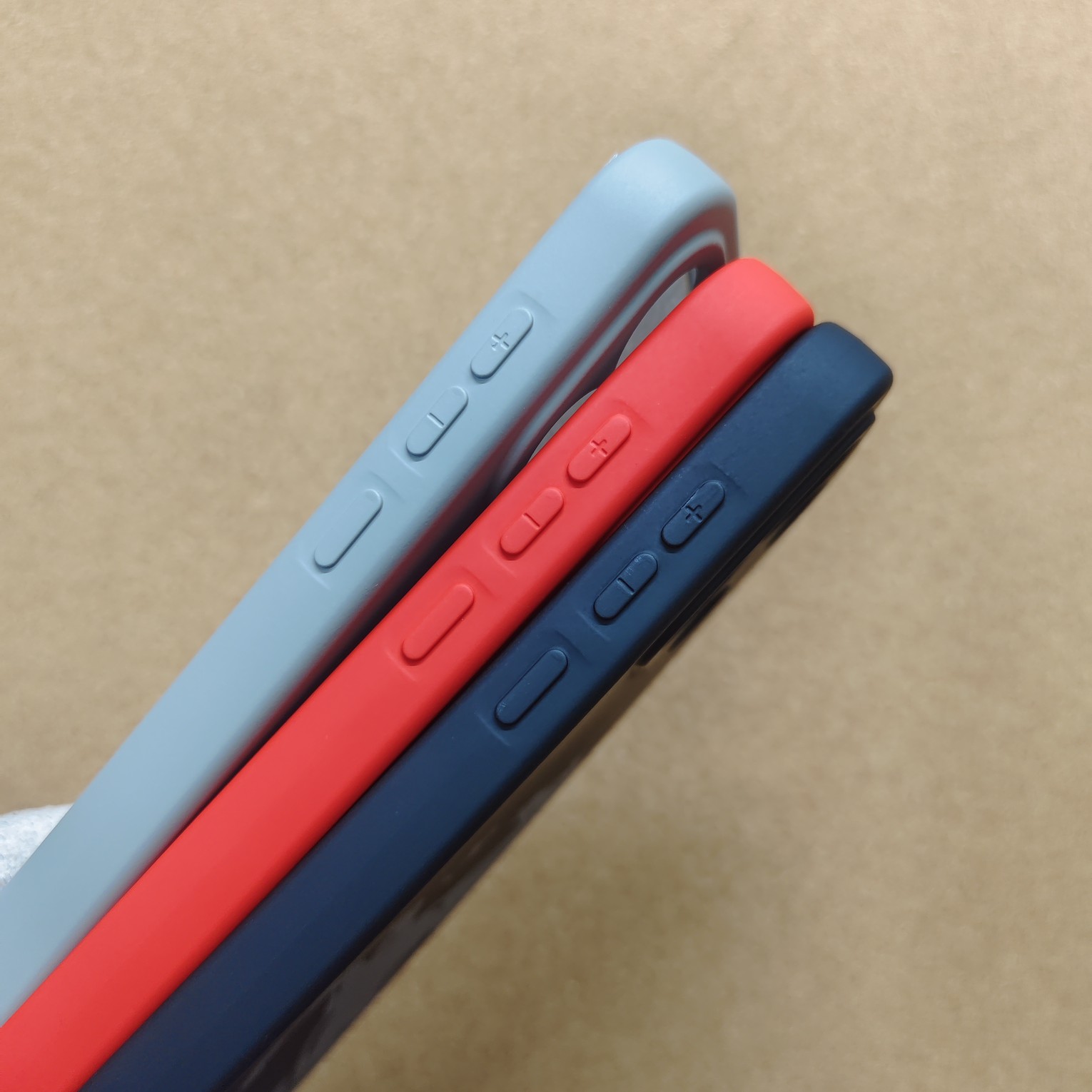 Oneplus Nord 6 OG Silicon Back Cover With Soft Cloth inside Ferrari Print - Image 3