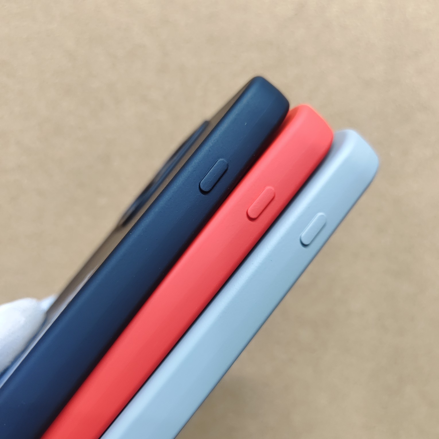 Oneplus Nord 6 OG Silicon Back Cover With Soft Cloth inside Ferrari Print - Image 5