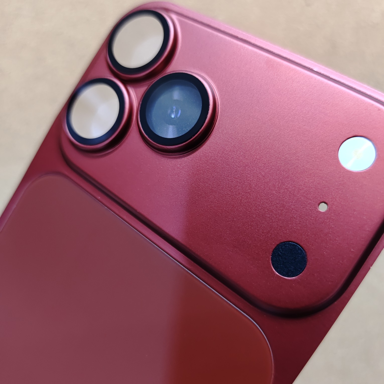 iPhone 16 Plus