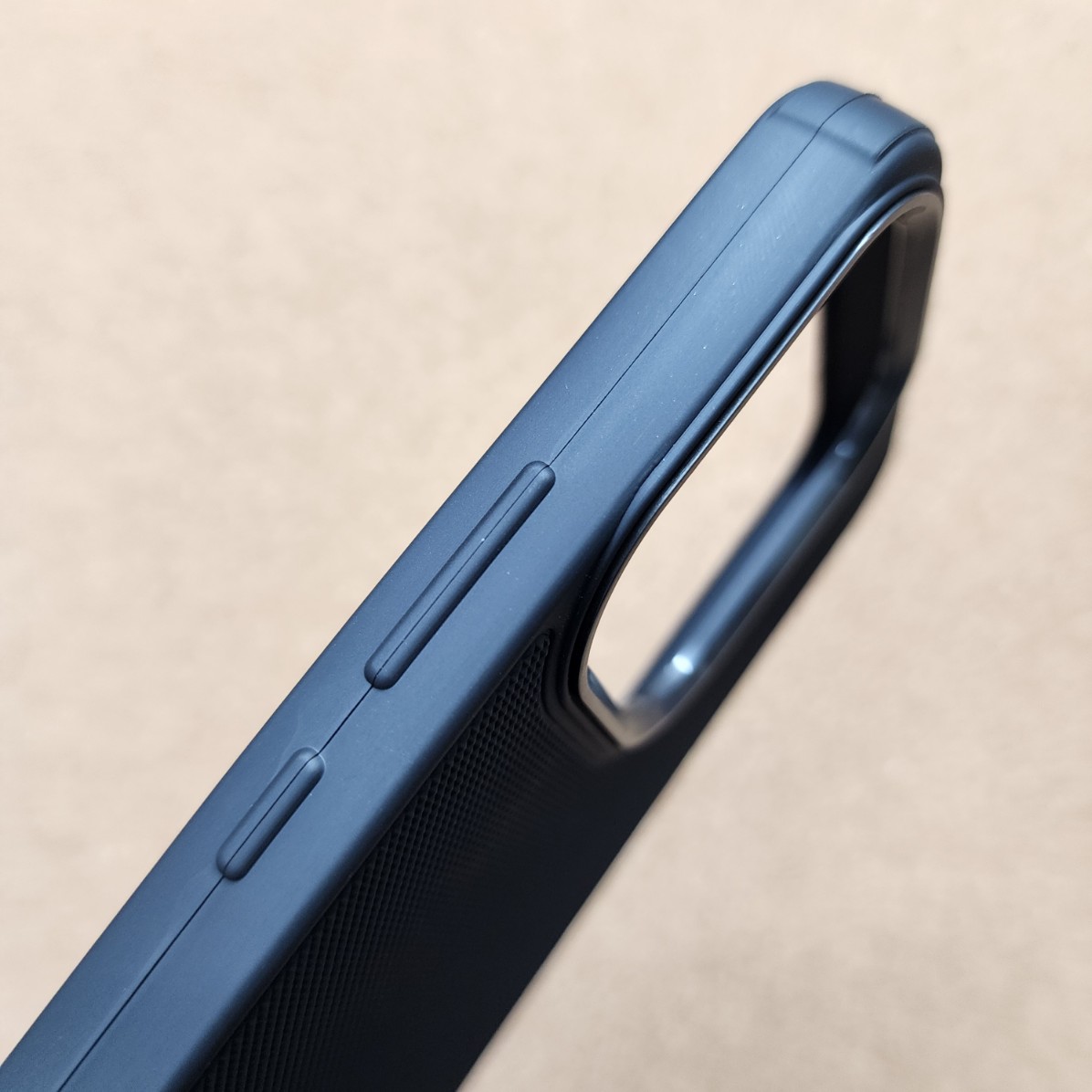Vivo S2 FE Black Nilkin Back Cover With Cloth Inside - Image 5