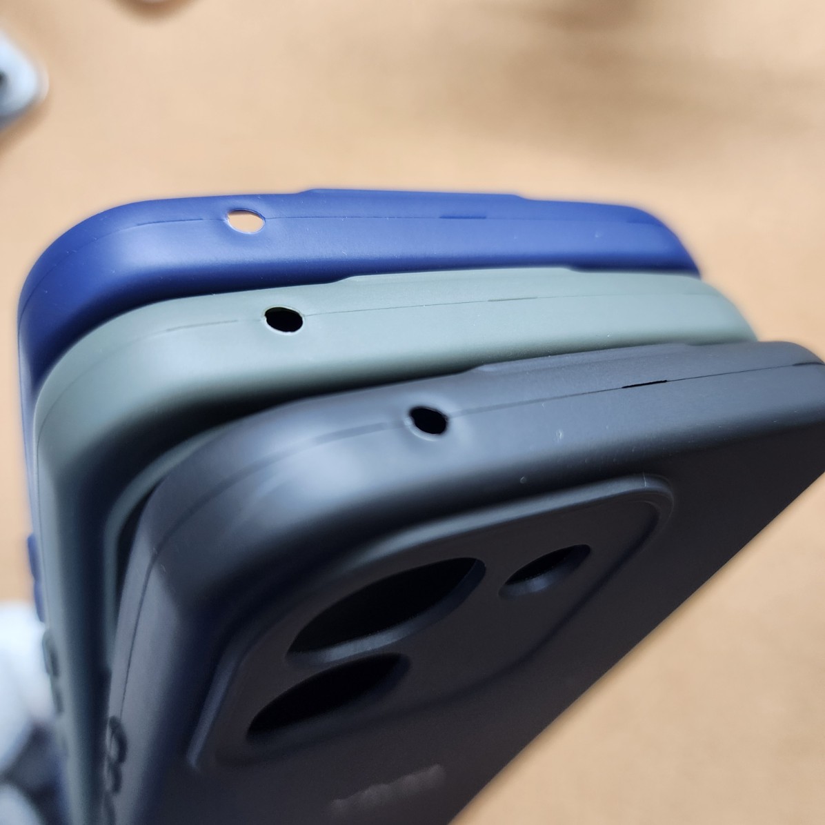 Vivo S2 FE Silicon Back Cover With Soft Cloth inside - Image 6