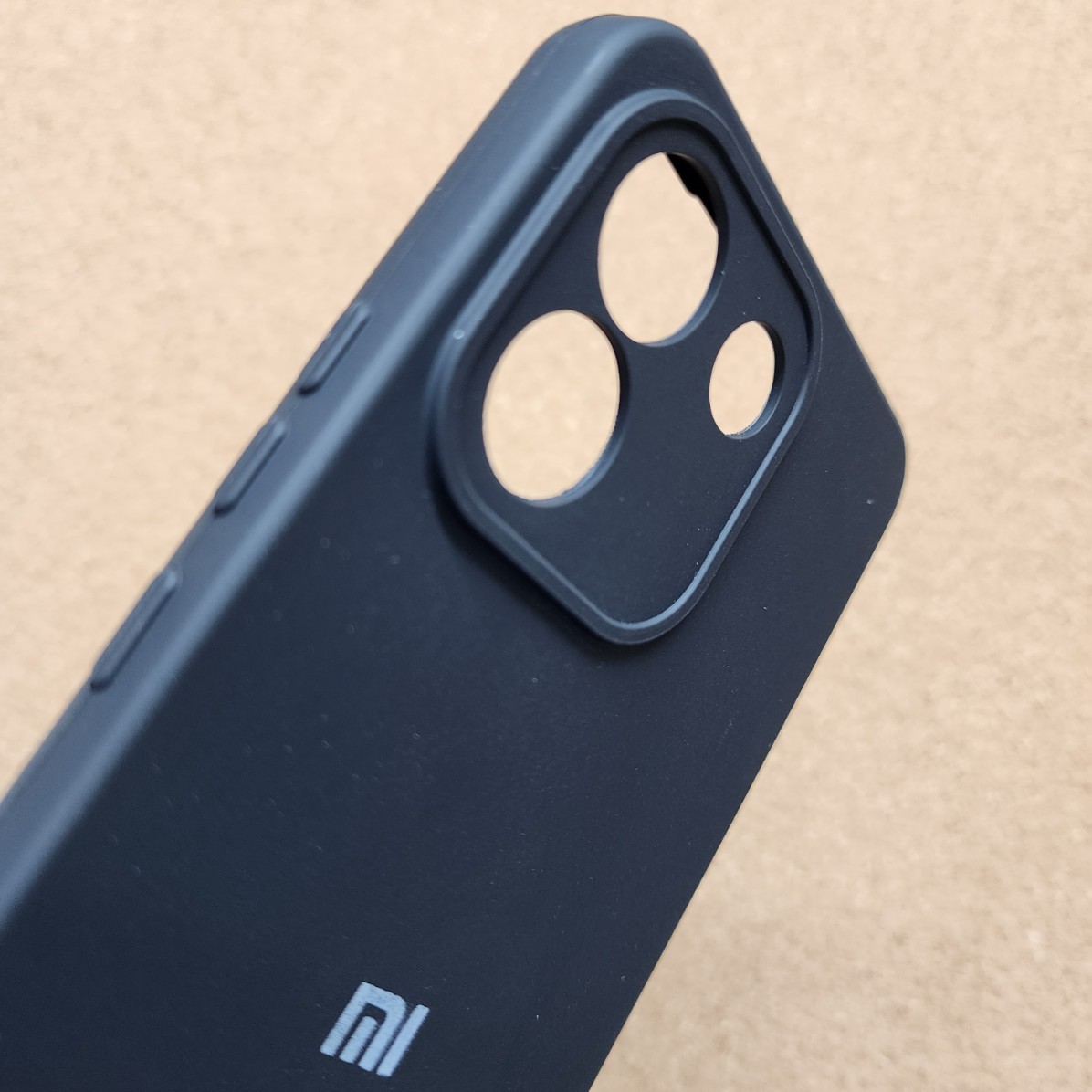 Redmi Note 17 Pro Max Silicon Back Cover With Soft Cloth inside - Image 2