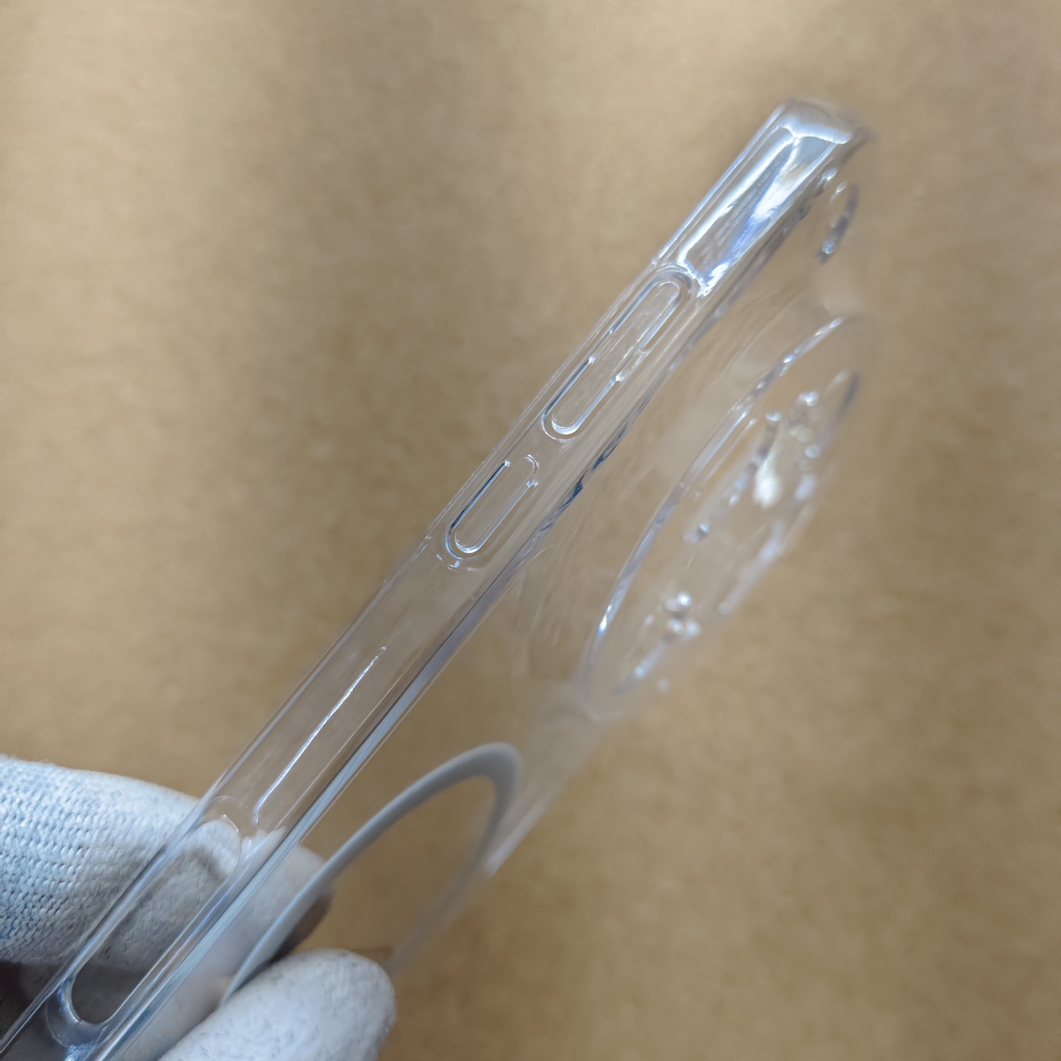 Oppo Find X9 Ultra Crystal Magsafe PC Hard Back Cover - Image 3