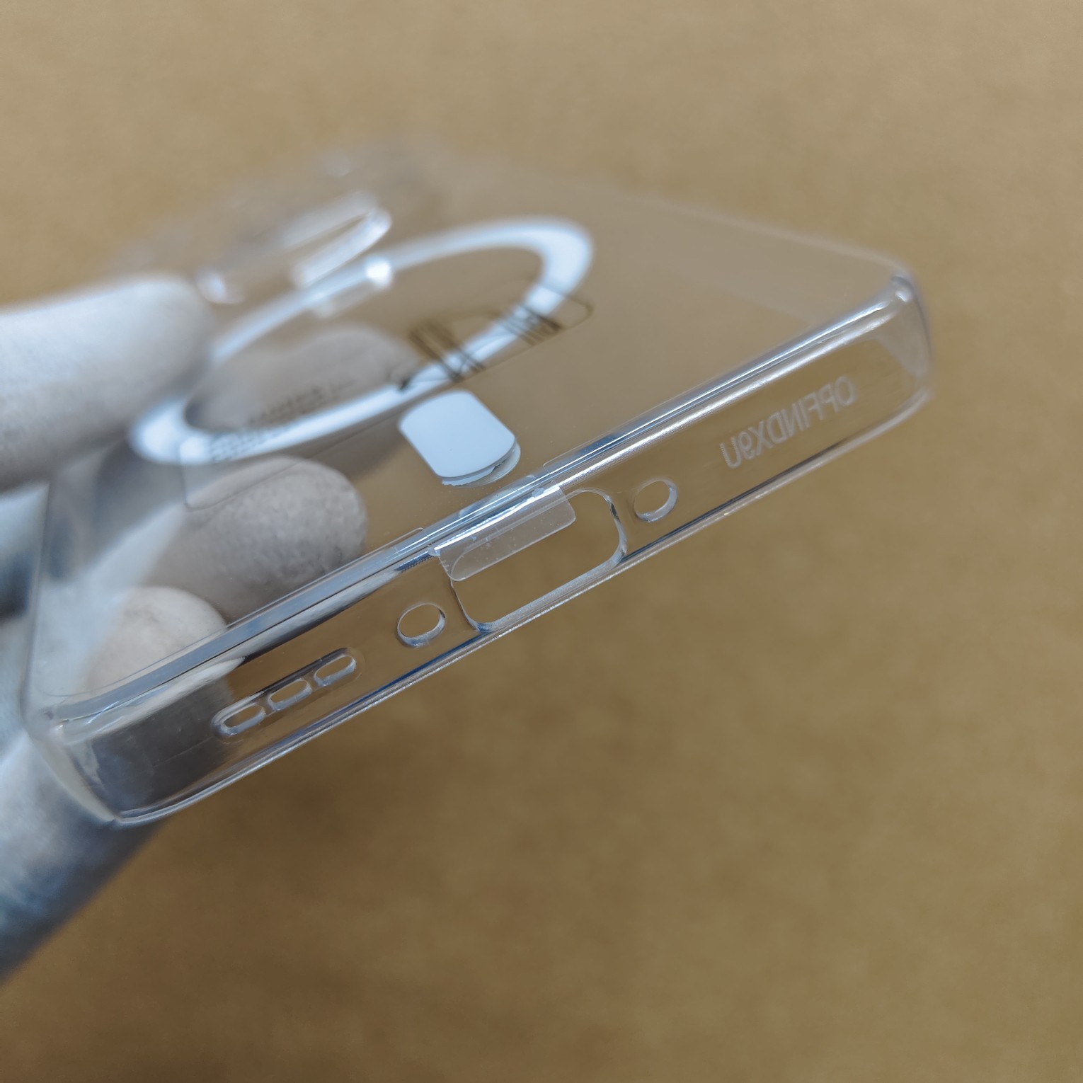 Oppo Find X9 Ultra Crystal Magsafe PC Hard Back Cover - Image 4