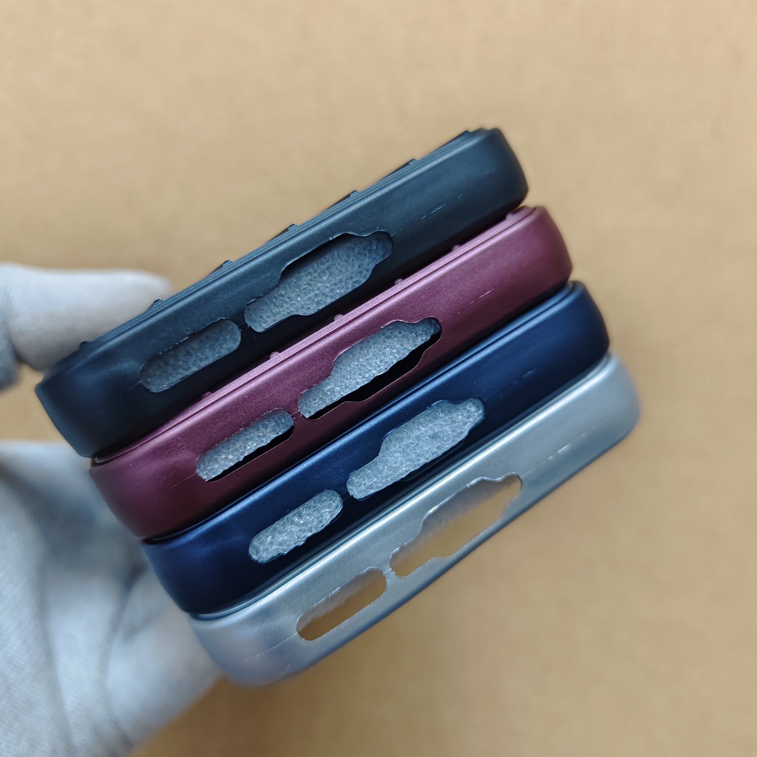 Vivo X300 FE Premium Hard Suitcase Back cover - Image 4
